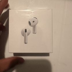 Small Air Pods Pro