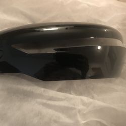 One Nissan Rogue Mirror Cover