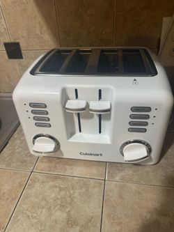 Cuisinart 4 slice toaster