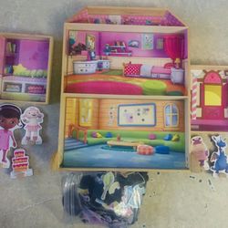 DOC MCSTUFFINS DOC'S MAGNETIC DRESS UP 85 PIECE BONUS SET DOLLS PLAYHOUSE