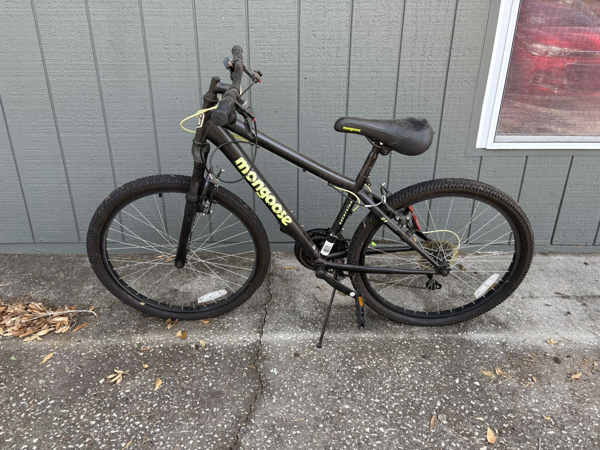 24” Boy Mongoose Excursion Bike