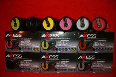 Axess bazooka Bluetooth speaker SD card,slot USB port,FM radio