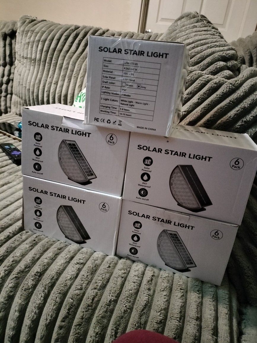 Solar Step Lights Outdoor,Upgrade Warm White LED 3 Modes 200 Lumuns IP67 Waterproof Solar Stair Lights,Auto On Off,Solar Motion Sensor Lights 