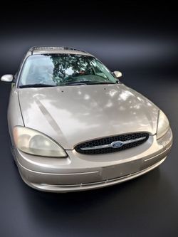 2001 Ford Taurus