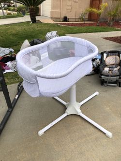 BassiNest Swivel Sleeper