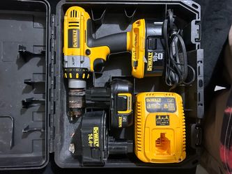 DEWALT 18V XRP 1/2-inch cordless drill/driver kit