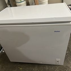 7.1 Cu Ft Freezer