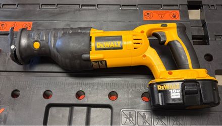 DeWALT Sawzall