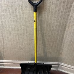 Snow Shovel 
