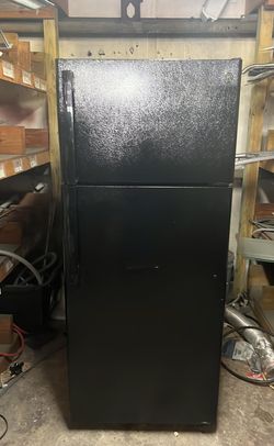 GE Top Mount Black Refrigerator Fridge
