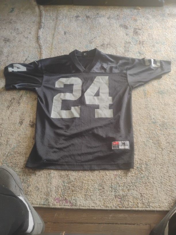 A Raiders Rod Woodson Medium Shirt