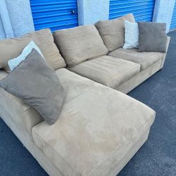 Small Sectional Couch, Very Nice