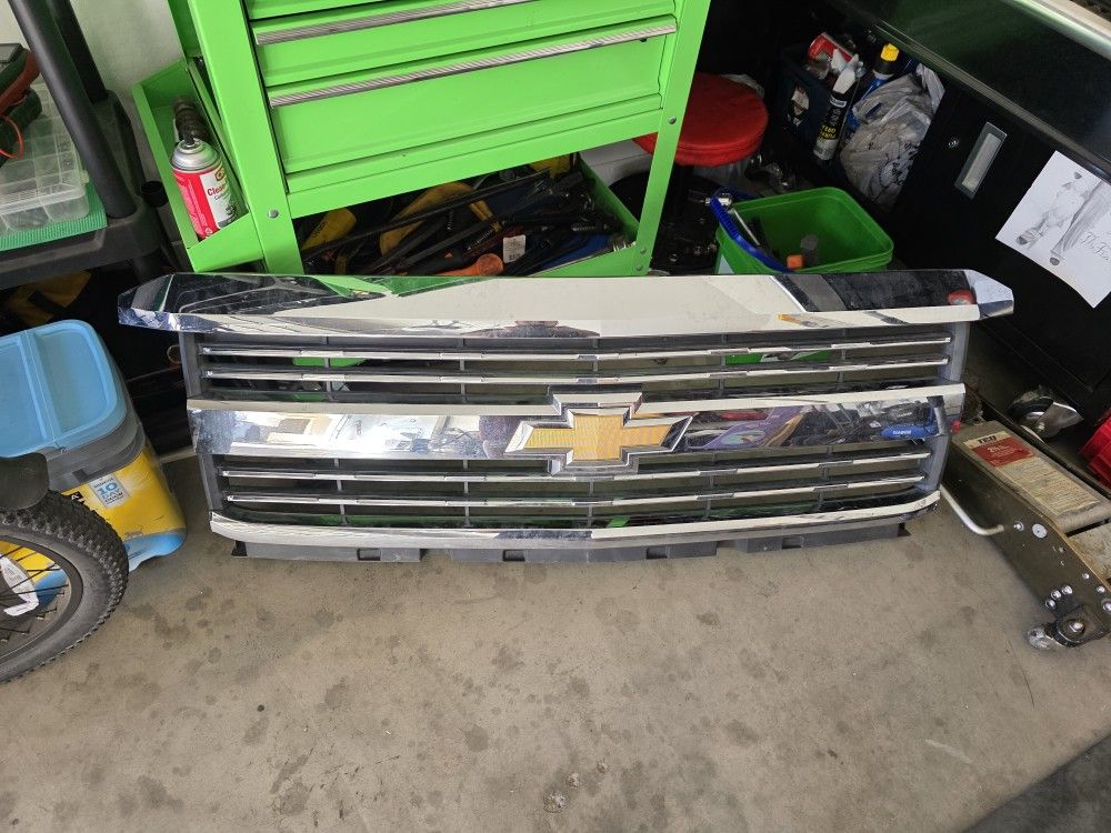 Chrome Grille 2015 Chevy 2500hd