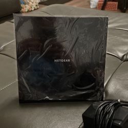 NETGEAR WiFi Cable Modem/router