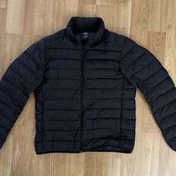 Uniqlo Puffer Jacket - Medium