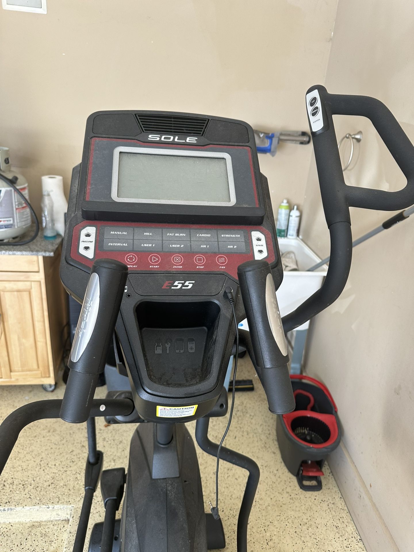 Sole E55 Elliptical Exercise Machine