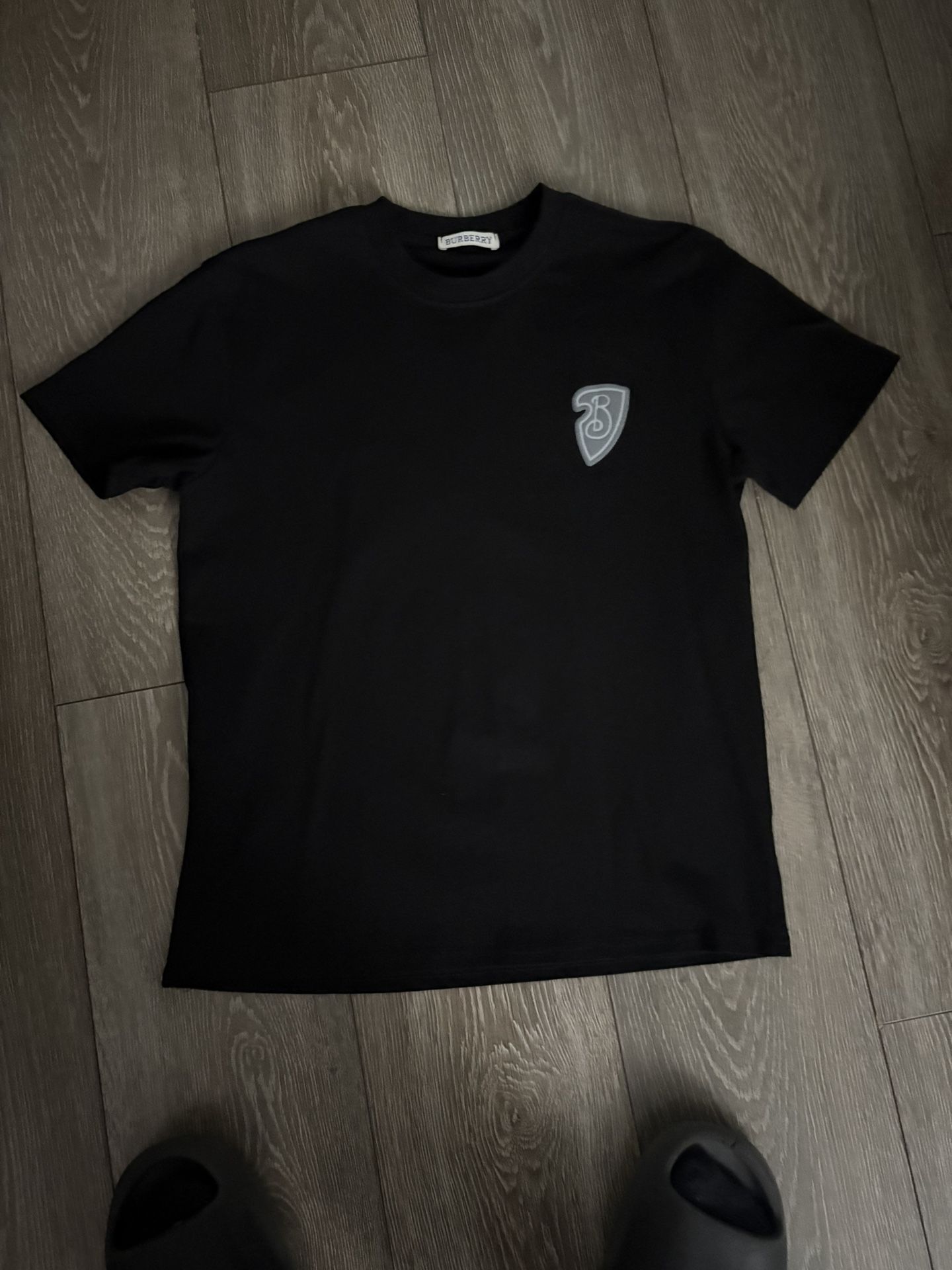 burberry tee