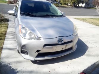 2014 Toyota Prius c hybrid