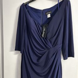 Mother Of The Bride/Grown Ex 14 Navy Gown