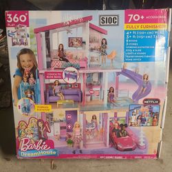 Barbie DreamHouse - Never Used