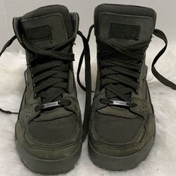 Vasque Big Kids Boots size 5.5