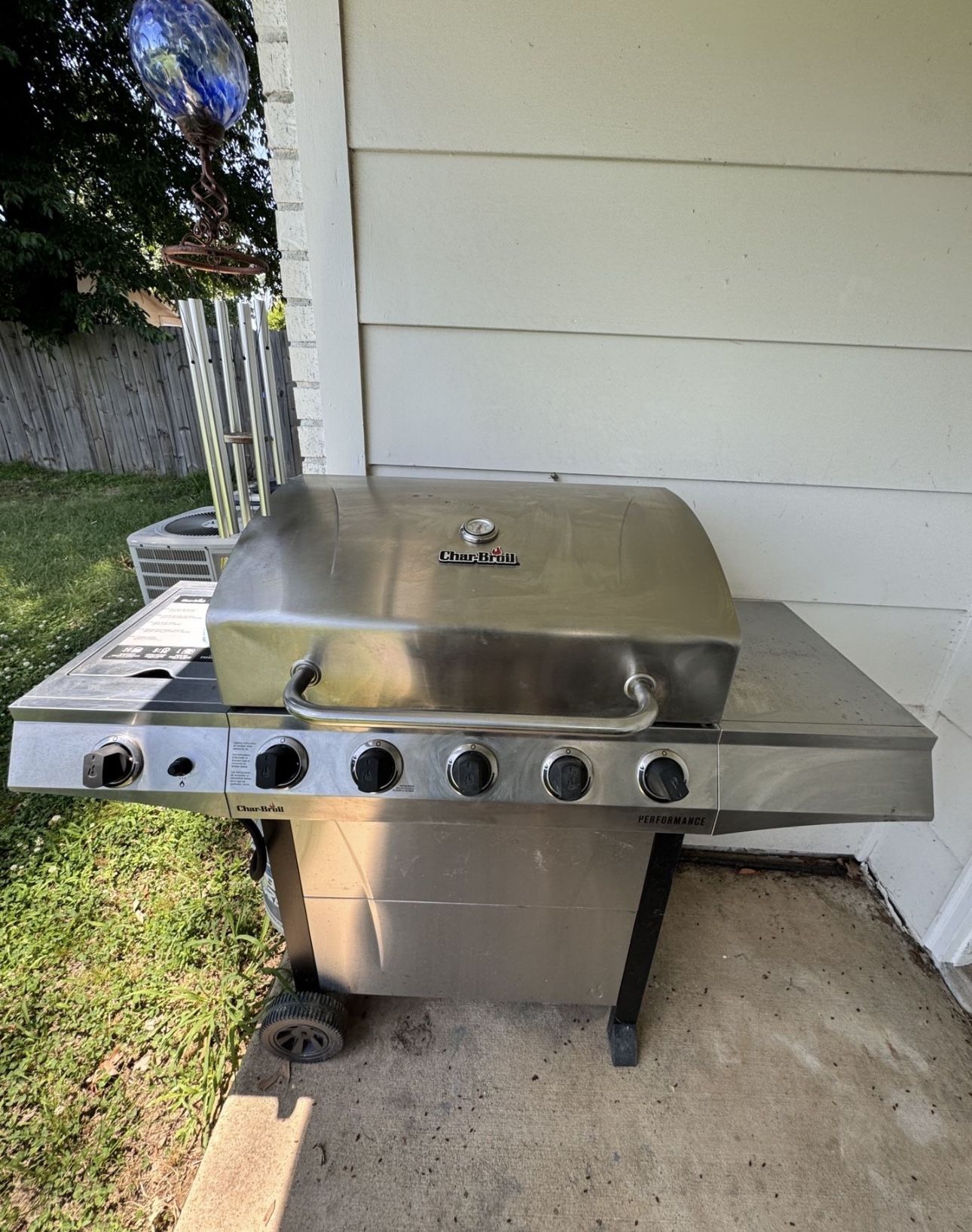 Charbroil Gas Grill