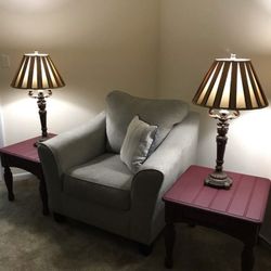 Pair Of Lamps And End Tables