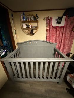 Baby crib
