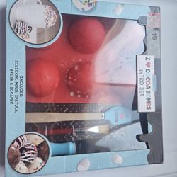 Handstand Kitchen Cocoa Bomb Making Kit - 4 Piece Set