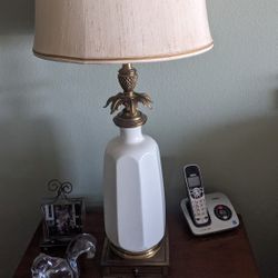 Stiffel/Lenox Porcelain & Brass Table Lamp