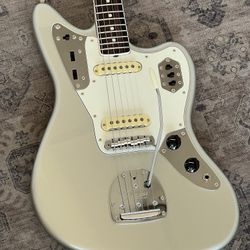 Fender Jaguar - Japan MIJ - Limited Edition FSR - Inca Silver - USA Pickups