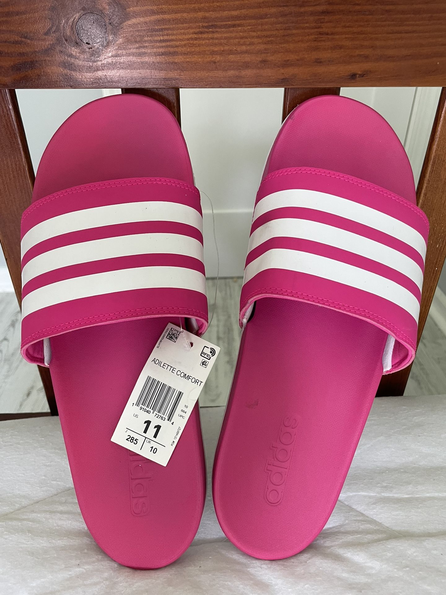 adidas slide size 11 new with tag pick up at timber dr garner