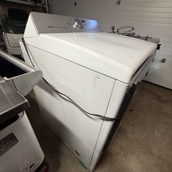 Gas dryer