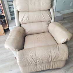 Recliner With Rocking Action
