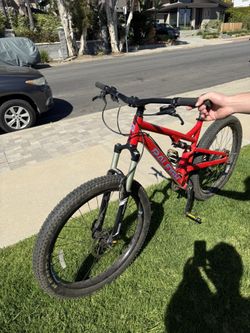 Raleigh Kodiak 2 Mountain Bike