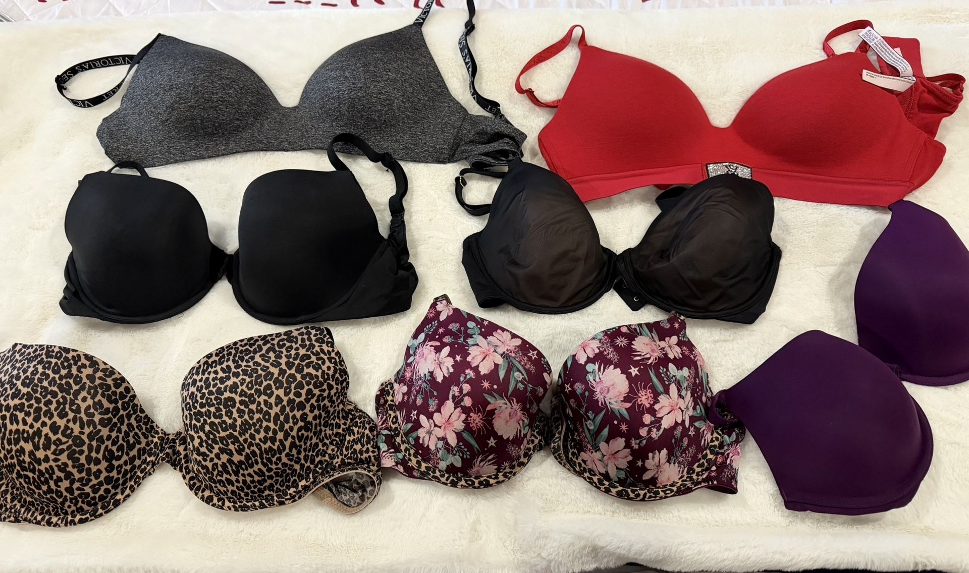 Victoria’s Secret Bras 36C