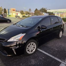 2014 Toyota Prius V