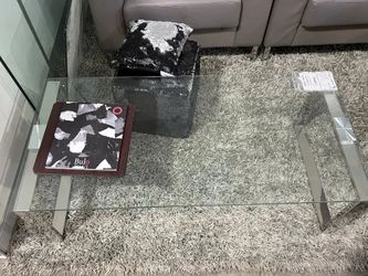 Modern Glass Coffee Table – $300 OBO 📦 Florida