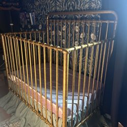 Vintage Mini Crib 