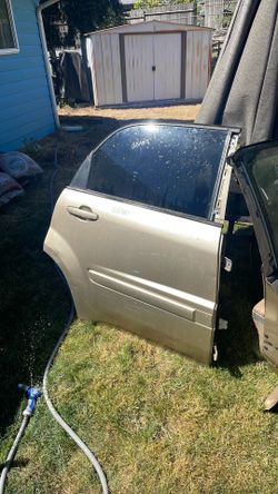 2008 equinox  passenger right side doors gold
