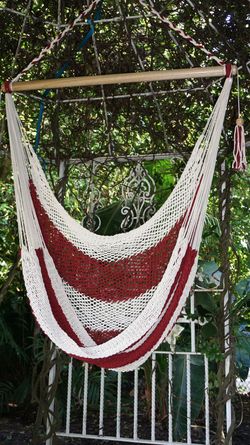 100% Cotton handmade hammock chair in Burgundy Red and Off-White