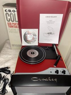 Crosley Collegiate Portable USB Turntable with Built-In Speakers


