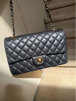 Chanel Classic Flap Medium GHW