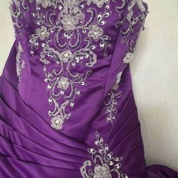 Beautiful Quince Dress 