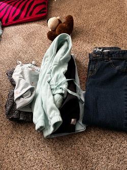 Girls Clothing Bundle – Jeans, Hoodie & More