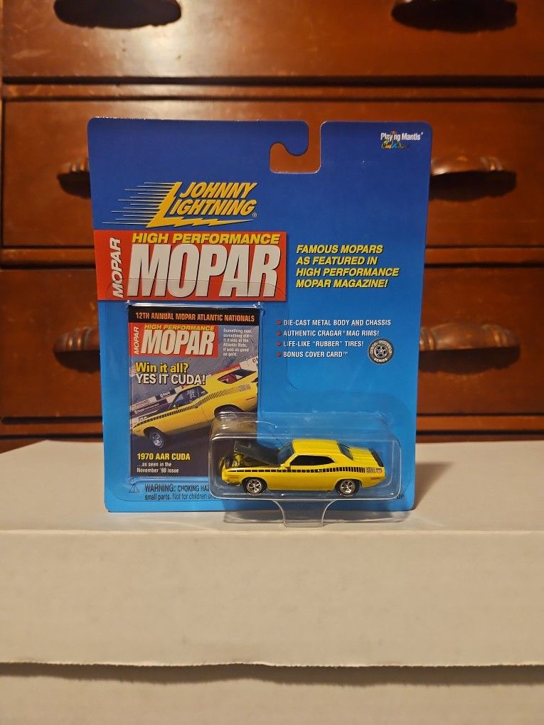 2000 Johnny Lightning 1970 Plymouth AAR Cuda