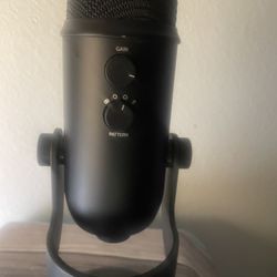 Microphone 