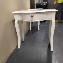 Pair Of Matching Nightstands Or Side Tables