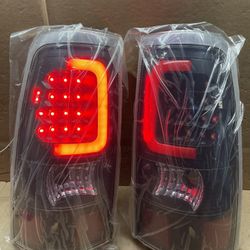 #10 BRAND NEW 2003-2007 Chevy Silverado GMC Sierra Black Red LED Bar Taillight Pair 