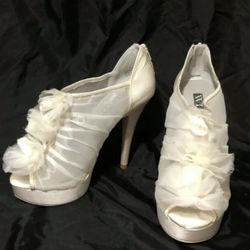 vera wang wedding shoes